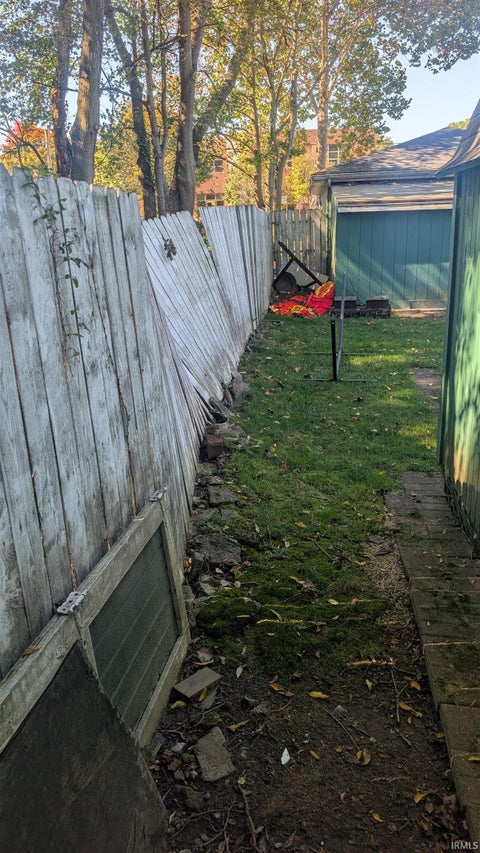 Tiny photo for 2026 College Street, South Bend, IN 46628 (MLS # 202642115)