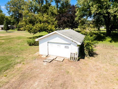 Tiny photo for 2001 W 17th Street, Muncie, IN 47302 (MLS # 202635094)