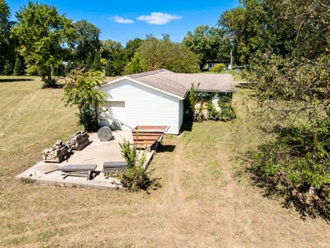Tiny photo for 2001 W 17th Street, Muncie, IN 47302 (MLS # 202635094)