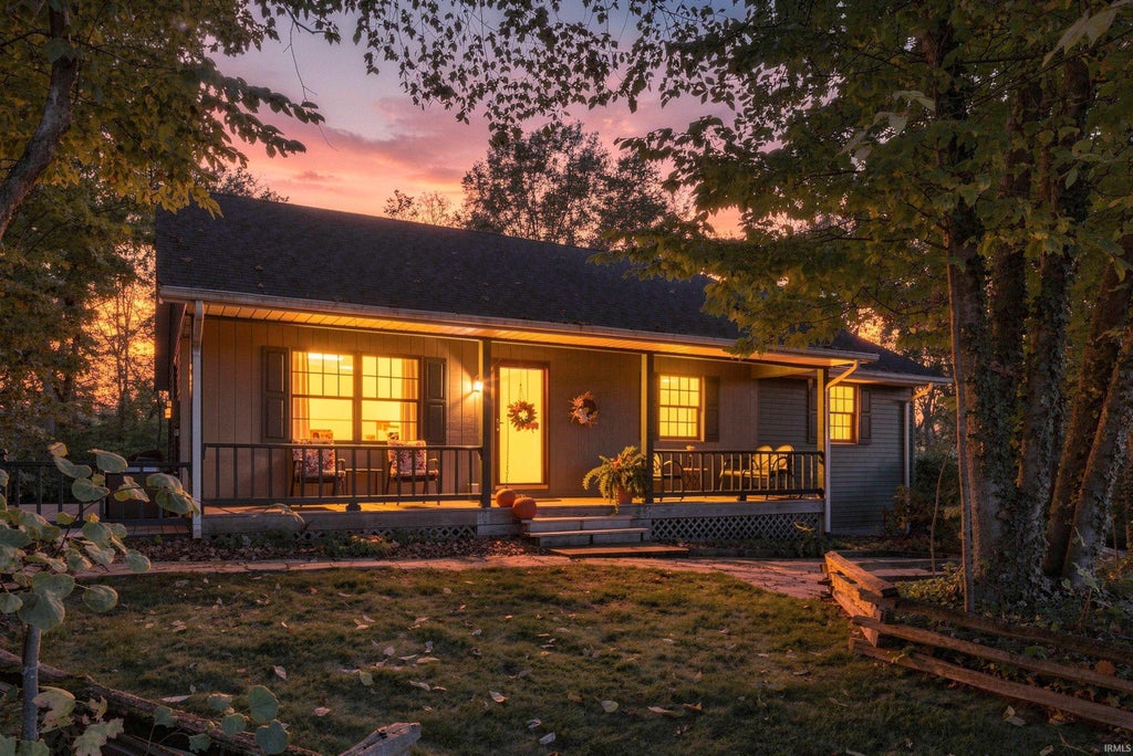 Photo of 3250 E 300 N, Columbia City, IN 46725 (MLS # 202643518)