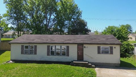 Photo of 1209 W Green Tree Lane, Bloomington, IN 47402 (MLS # 202612242)