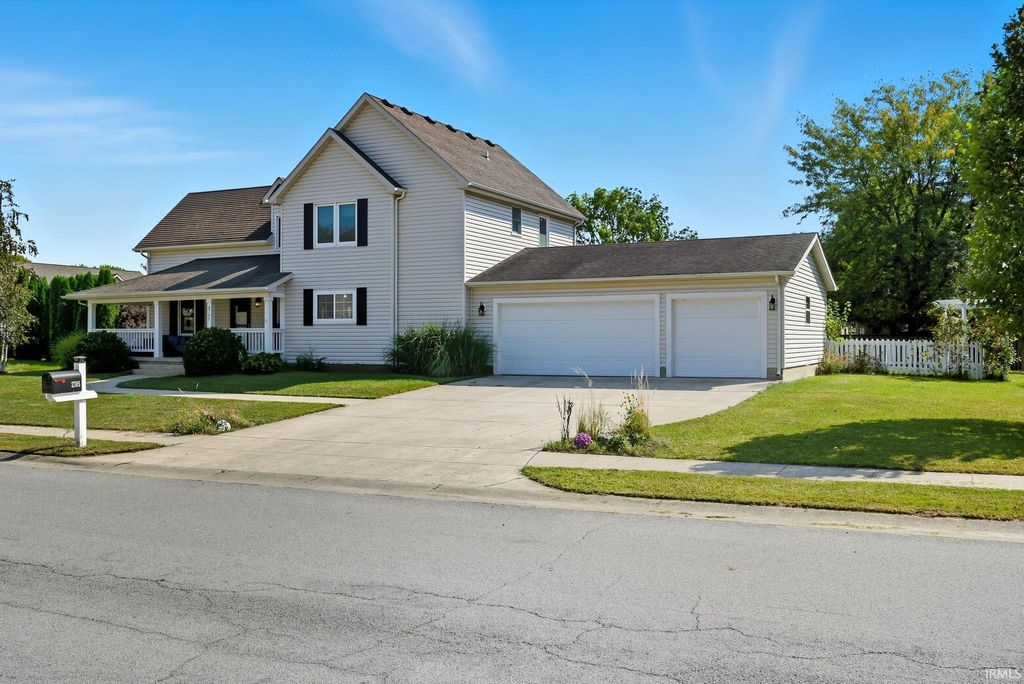 Photo of 2705 Grosbeak Lane, West Lafayette, IN 47906 (MLS # 202537874)