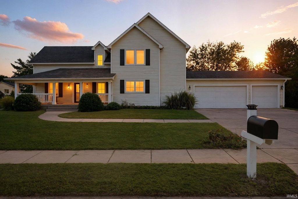 Photo of 2705 Grosbeak Lane, West Lafayette, IN 47906 (MLS # 202537874)