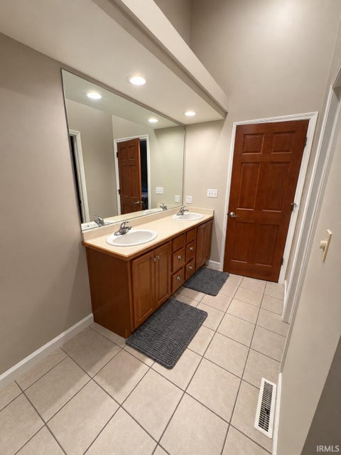 Tiny photo for 18782 Tyler Drive, Goshen, IN 46528 (MLS # 202644946)