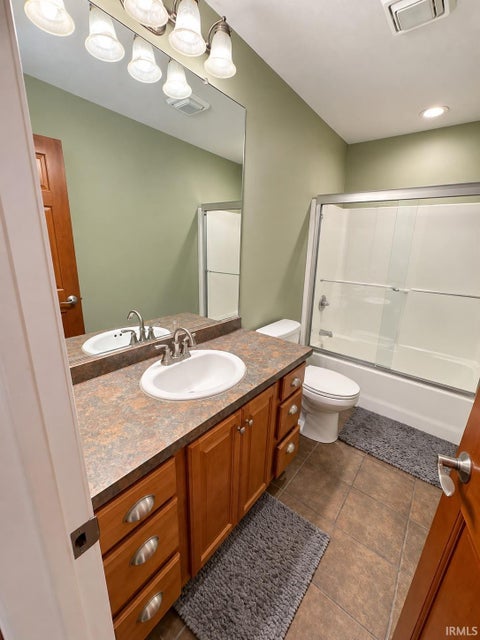 Tiny photo for 18782 Tyler Drive, Goshen, IN 46528 (MLS # 202644946)