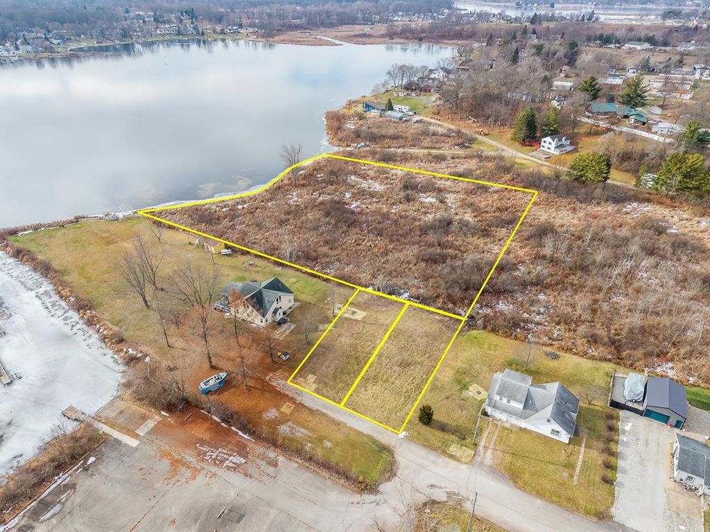 Photo of 000 Lane 385 Big Otter Lk, Fremont, IN 46737 (MLS # 202549074)