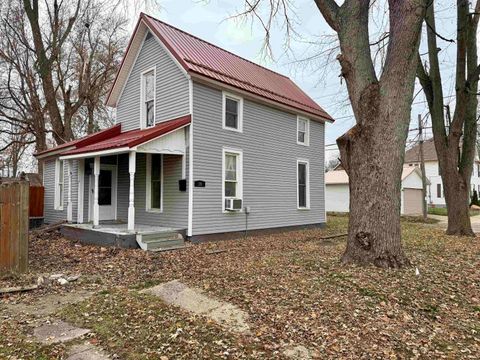 Tiny photo for 16 S Tippecanoe Street, Peru, IN 46970 (MLS # 202547272)