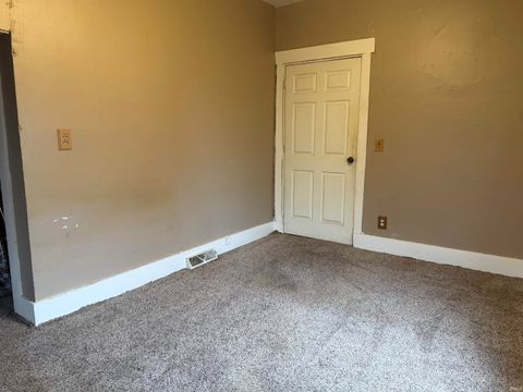 Tiny photo for 16 S Tippecanoe Street, Peru, IN 46970 (MLS # 202547272)