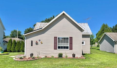 Photo for 122 N Elm Street