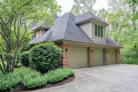 Tiny photo for 7811 Glacier Creek Dr 92 Drive, Roanoke, IN 46783 (MLS # 202618487)
