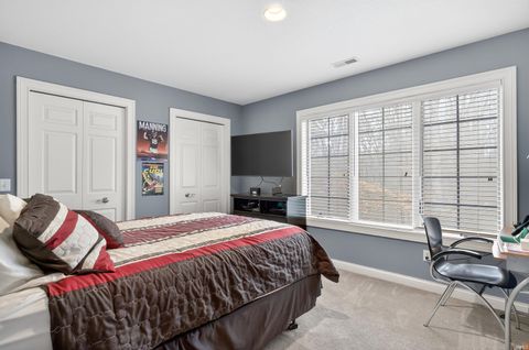 Tiny photo for 7811 Glacier Creek Dr 92 Drive, Roanoke, IN 46783 (MLS # 202618487)