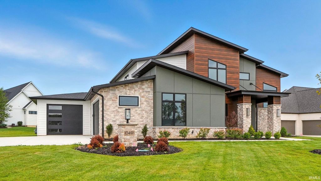 Photo of 10491 Beaugreen Cove, Leo, IN 46765 (MLS # 202540809)