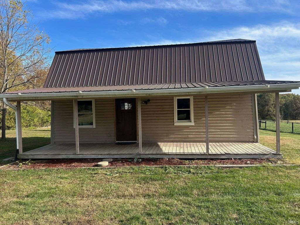 Photo of 3383 S Grant Street, Williamsport, IN 47993 (MLS # 202548211)