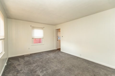 Tiny photo for 1930-1932 Fairmont Avenue, New Castle, IN 47362 (MLS # 202634358)
