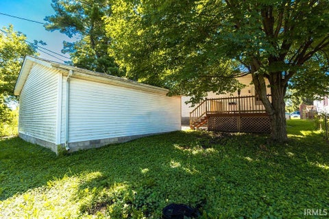 Tiny photo for 1930-1932 Fairmont Avenue, New Castle, IN 47362 (MLS # 202634358)