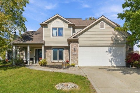 Photo of 920 Windsor Lake Drive, Fort Wayne, IN 46845 (MLS # 202642872)