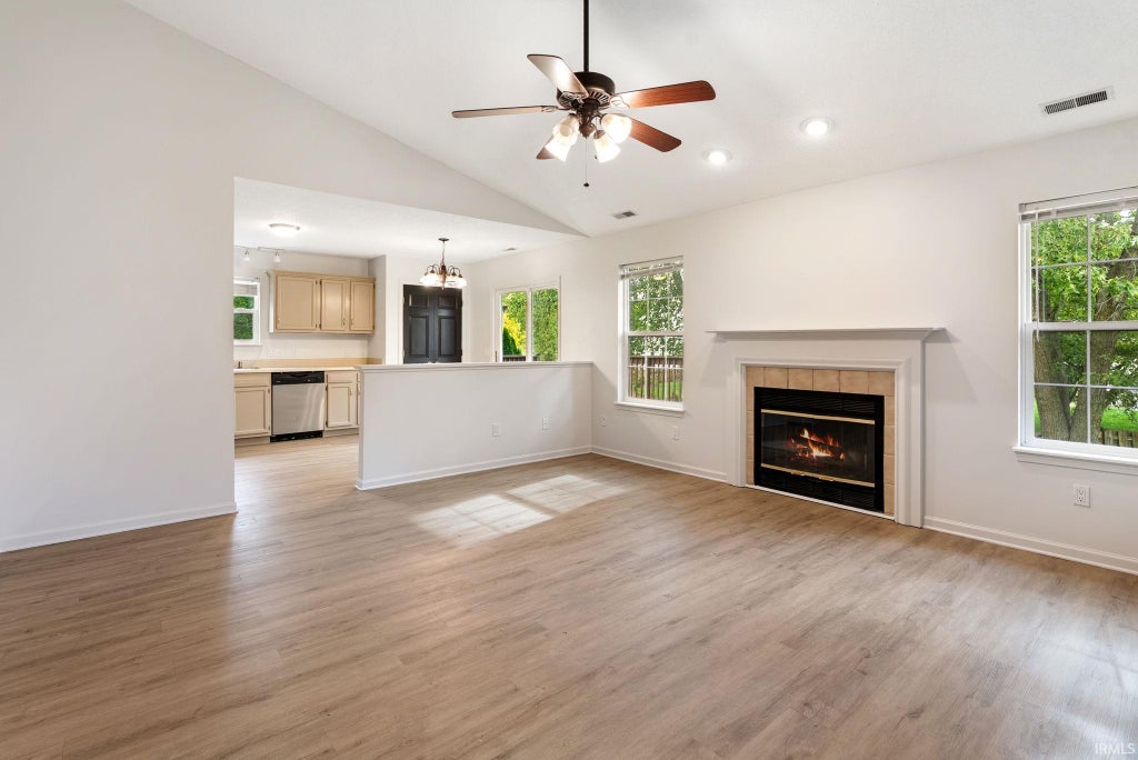 Photo of 1309 Lima Meadow Court, Fort Wayne, IN 46825 (MLS # 202642789)