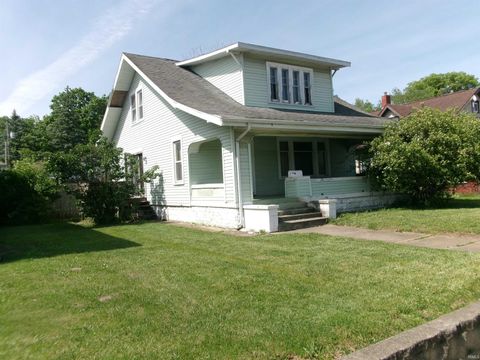 Photo of 780 W Main ST, Peru, IN 46970 (MLS # 202620131)