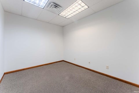 Tiny photo for 1372 S Wabash Street, Wabash, IN 46992 (MLS # 202607919)