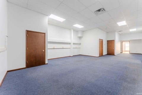 Tiny photo for 1372 S Wabash Street, Wabash, IN 46992 (MLS # 202607919)