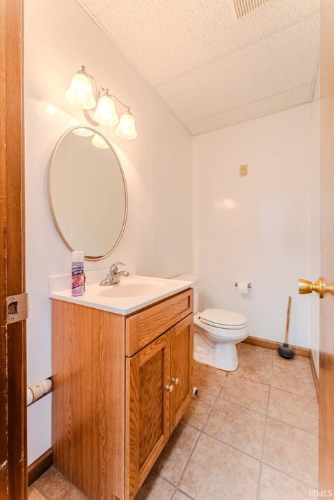 Tiny photo for 1372 S Wabash Street, Wabash, IN 46992 (MLS # 202607919)
