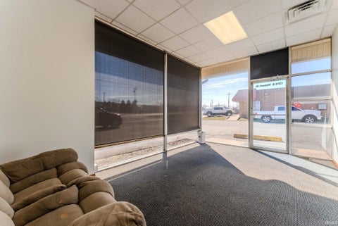 Tiny photo for 1372 S Wabash Street, Wabash, IN 46992 (MLS # 202607919)