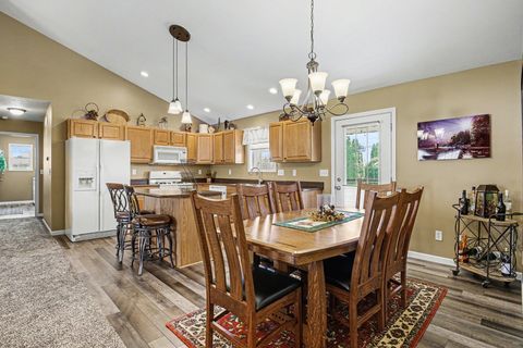 Tiny photo for 18106 Montgomry Lane, Goshen, IN 46528 (MLS # 202612330)