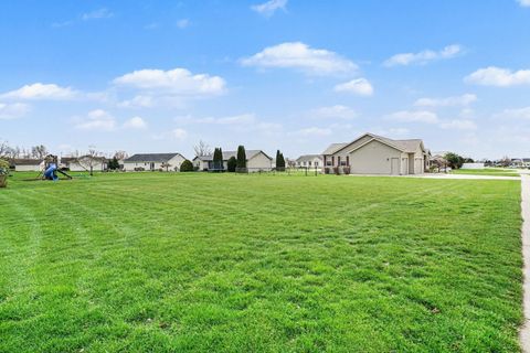 Tiny photo for 18106 Montgomry Lane, Goshen, IN 46528 (MLS # 202612330)