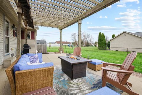 Tiny photo for 18106 Montgomry Lane, Goshen, IN 46528 (MLS # 202612330)