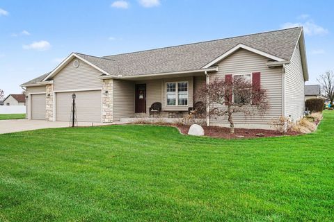 Tiny photo for 18106 Montgomry Lane, Goshen, IN 46528 (MLS # 202612330)