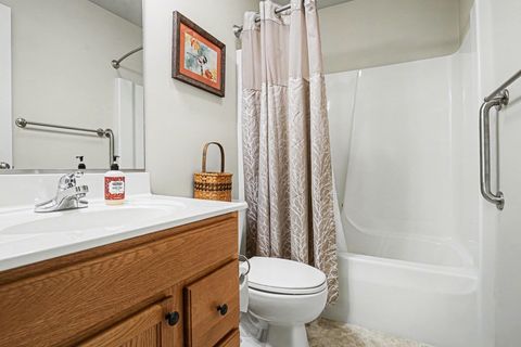 Tiny photo for 18106 Montgomry Lane, Goshen, IN 46528 (MLS # 202612330)