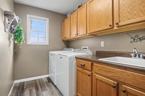 Tiny photo for 18106 Montgomry Lane, Goshen, IN 46528 (MLS # 202612330)