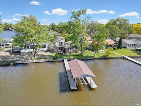Photo of 5002 E Oriole Drive, Monticello, IN 47960 (MLS # 202617444)