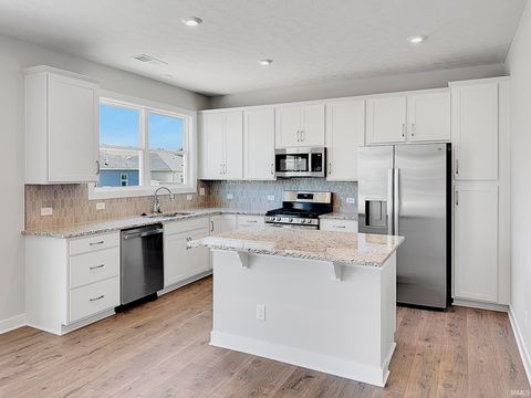 Tiny photo for 4708 Jackson Drive, Newburgh, IN 47630 (MLS # 202625191)