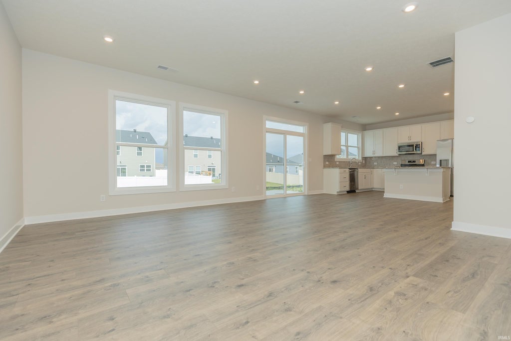 Photo of 4708 Jackson Drive, Newburgh, IN 47630 (MLS # 202625191)