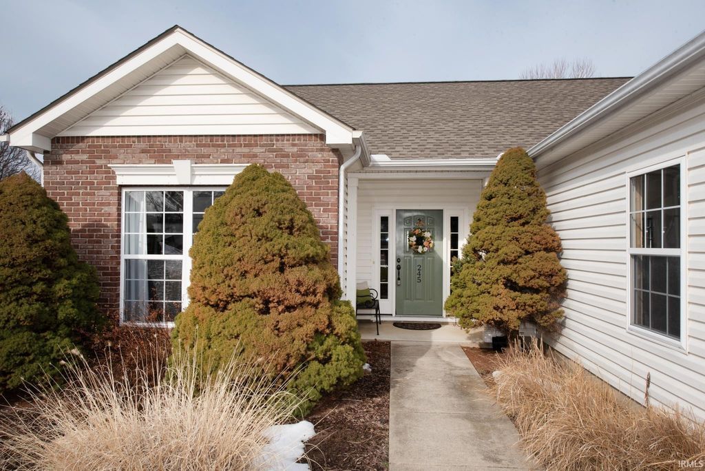 Photo of 245 W Ramey Street, Rossville, IN 46065 (MLS # 202604533)