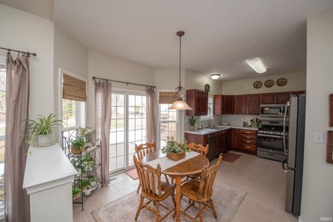 Tiny photo for 245 W Ramey Street, Rossville, IN 46065 (MLS # 202604533)