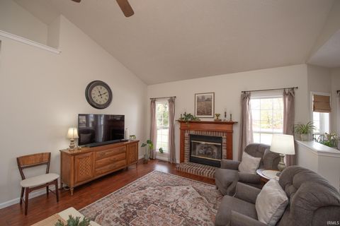 Tiny photo for 245 W Ramey Street, Rossville, IN 46065 (MLS # 202604533)