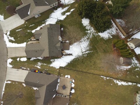 Tiny photo for 245 W Ramey Street, Rossville, IN 46065 (MLS # 202604533)