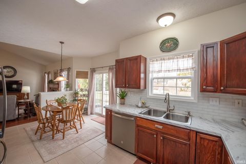 Tiny photo for 245 W Ramey Street, Rossville, IN 46065 (MLS # 202604533)