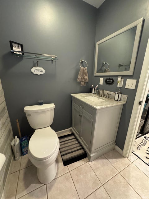Tiny photo for 1235 W Lakeview Drive, Peru, IN 46970 (MLS # 202636928)