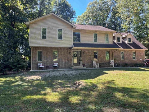 Photo of 1235 W Lakeview Drive, Peru, IN 46970 (MLS # 202636928)