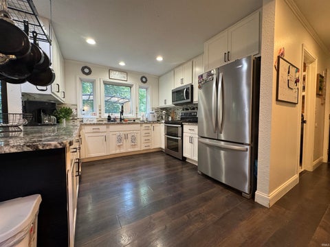 Tiny photo for 1235 W Lakeview Drive, Peru, IN 46970 (MLS # 202636928)