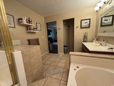 Tiny photo for 1235 W Lakeview Drive, Peru, IN 46970 (MLS # 202636928)