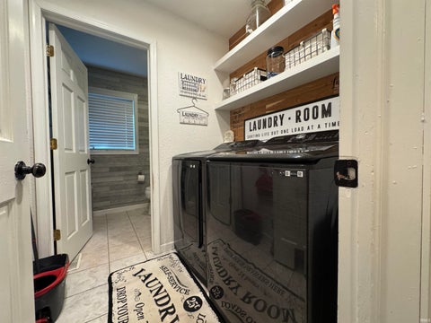 Tiny photo for 1235 W Lakeview Drive, Peru, IN 46970 (MLS # 202636928)
