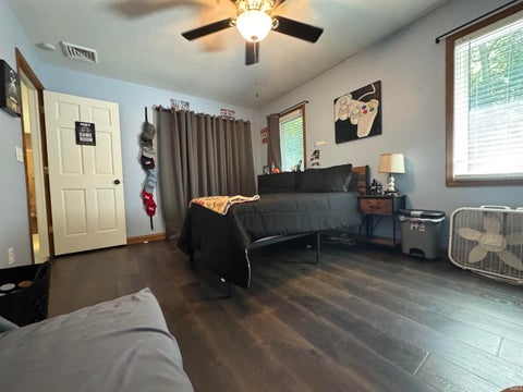 Tiny photo for 1235 W Lakeview Drive, Peru, IN 46970 (MLS # 202636928)