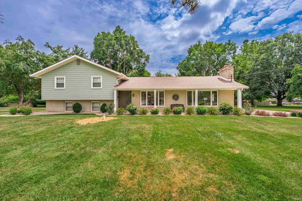 Photo of 200 N Aspen Lane, Muncie, IN 47304 (MLS # 202630514)