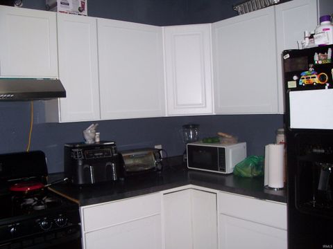 Tiny photo for 1800 George Street, Logansport, IN 46947 (MLS # 202539280)