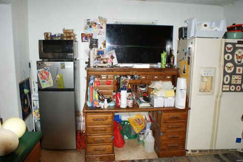 Tiny photo for 634 S Union Street, Kokomo, IN 46901 (MLS # 202611940)