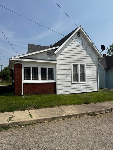 Tiny photo for 1601 Erie Avenue, Logansport, IN 46947 (MLS # 202521006)